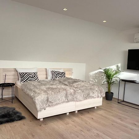 Lieblingsplatz Neusiedl Appartement - Erhol Dich Gut Neusiedl am See Buitenkant foto